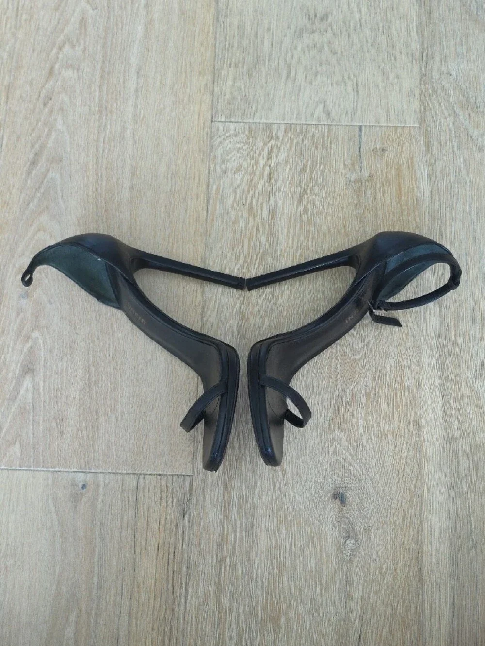 Saint Laurent 'Jane' Stiletto Sandals - Picture 3 of 11